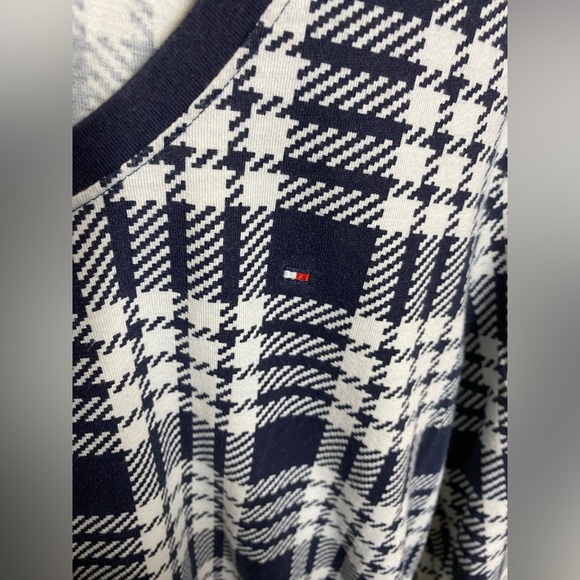 Tommy Hilfiger Dark Blue and White Plaid Long Sleeve Top - Picture 3 of 5